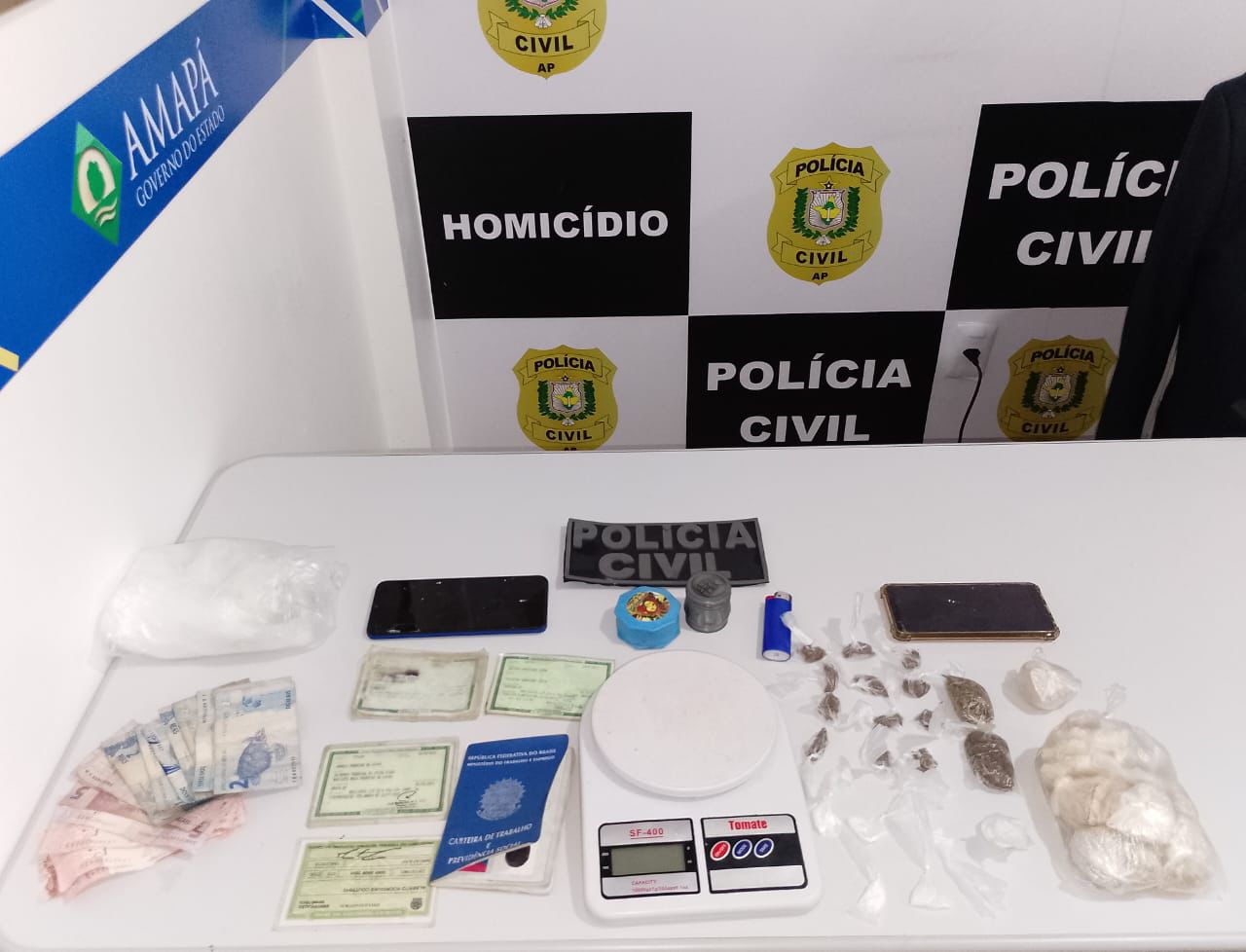 EM MACAPÁ, POLÍCIA CIVIL PRENDE TRÊS INDIVÍDUOS EM FLAGRANTE PELA PRÁTICA DO CRIME DE TRÁFICO DE DROGAS